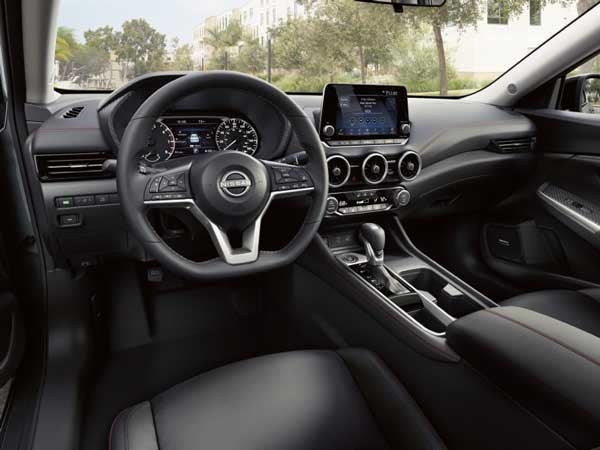 2025 Nissan Sentra dash