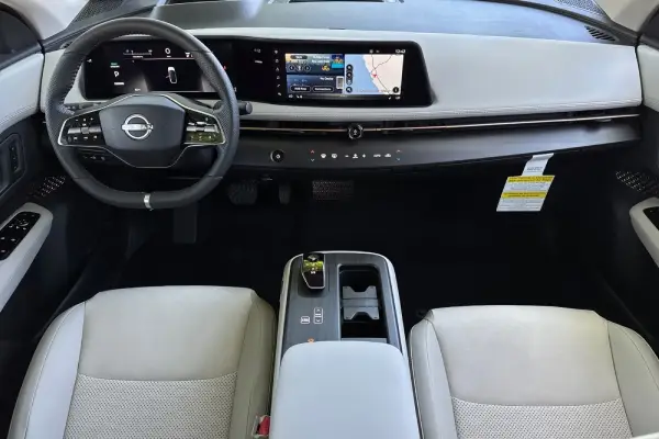 2025 Nissan ARIYA Dashboard