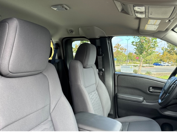 2026 Nissan Frontier Intelligent Climate Control